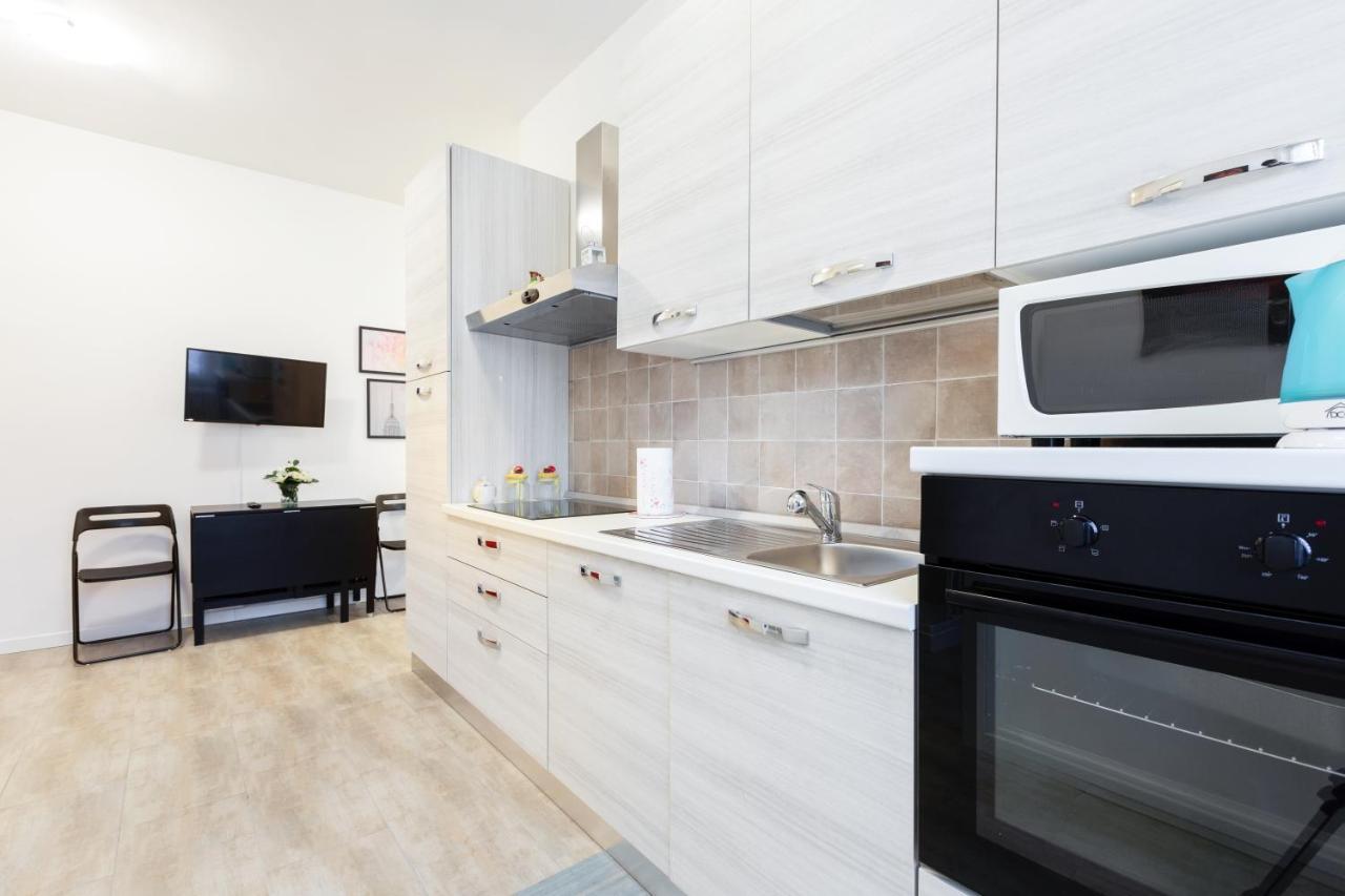 Renovated Flat Subway Yellow Line Milão Exterior foto